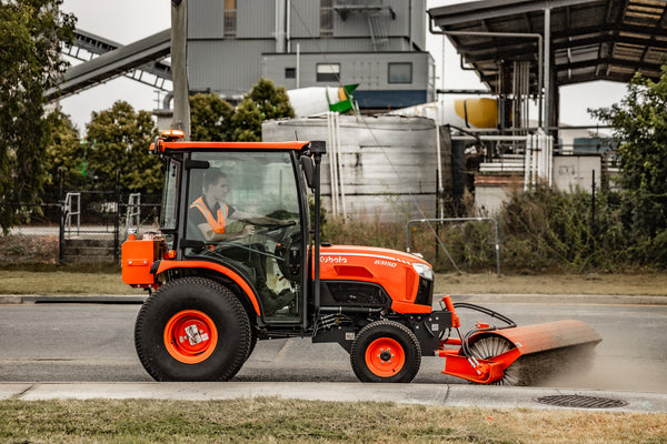 B3150 Cabin Broom - Neilo Equipment  2
